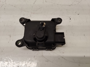 AUDI A6 C5 (1997–2005) Heater flap actuator 4B1820511K - 2
