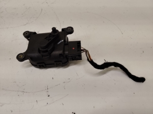 AUDI A6 C5 (1997–2005) Heater flap actuator 4B1820511L - 2