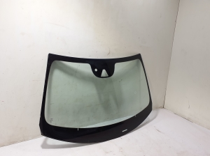 VOLVO V60 (2018–2026) Windshield 31468106 - 2