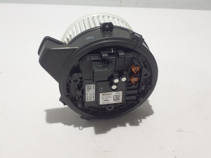 VOLVO V60 (2018–2026) Salongi puhuri mootor 32241017 - 2