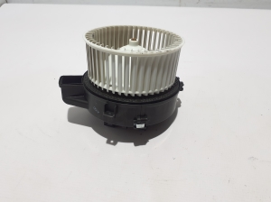   Heizungsgebläsemotor  - 32241017 