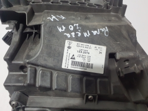 Porsche Panamera 971 (2016–2026) Esituli 971941033J - 3