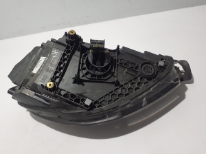 Porsche Panamera 971 (2016–2026) Esituli 971941033J - 4