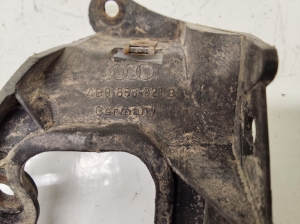 AUDI A6 C5 (1997–2005) Front fender bracket 4B0853921B - 3