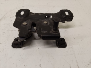 AUDI A6 C5 (1997–2005) Hood latch 4B0823509 - 2