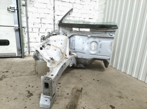TOYOTA Avensis T27 (2008–2019) Kere esiveerand - 3