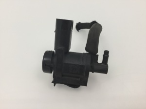 Volkswagen Passat B5 (1997–2005) Magnetventil 1J0906283B - 3