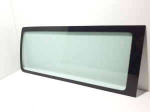 Rear quarter glass - 7E3845332K