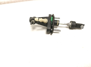 TOYOTA Avensis T27 (2008–2019) Siduri peasilinder 3142002031 - 2