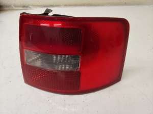 Eckleuchte hinten - 4B9945096