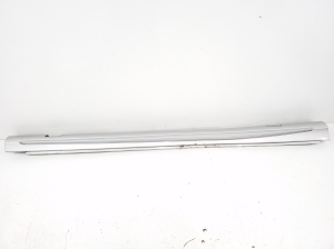   Karbi välimine ilupaneel  - A1766980154 