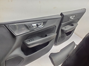 VOLVO V60 (2018–2026) Interior and its parts - 4