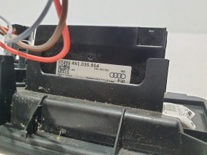 AUDI Q8 (2018–2026) USB-Anschluss 4N1035954 - 3