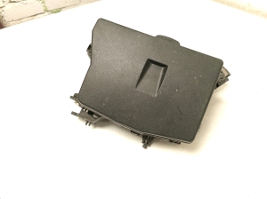 TOYOTA Avensis T27 (2008–2019) Kaitsmeplokid 8211105X50 - 6