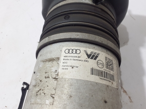AUDI Q8 (2018–2026) Stoßdämpfer vorne und seine Komponenten - 2