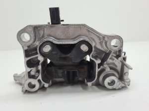 Opel Corsa F (2019–2026) Engine mount 9824296180 - 3