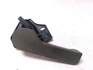 Hood release handle (interior) - 7H1823633B