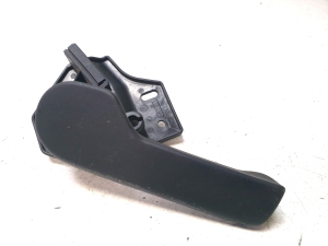 Hood release handle (interior) - 7H1823633B