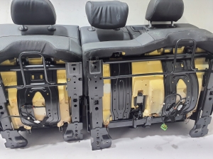AUDI Q8 (2018–2026) Rear seat and its components 4M6883107A - 3