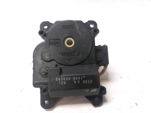 Stellmotor Heizungsklappe - 0638000041