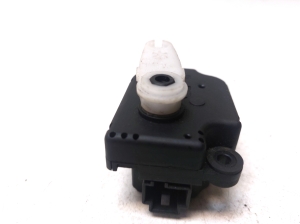 Citroen C4 (2004–2010) Stellmotor Heizungsklappe H1961 - 4