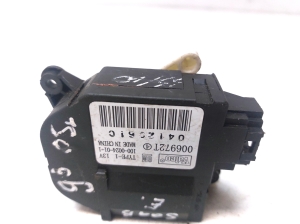 Saab 9-5 (1997–2010) Salongi soojenduse klapi mootor 1000024011 - 3