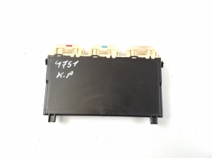 Infiniti Q30 (2015–2018) Front seat control unit A1669008606 - 3