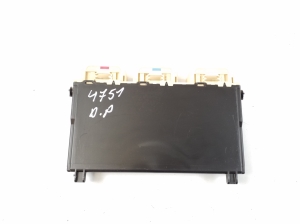 Infiniti Q30 (2015–2018) Front seat control unit A1669008506 - 3