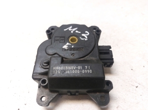 Mazda 3 (2003–2009) Salongi soojenduse klapi mootor 0610000990 - 2