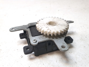 TOYOTA Avensis T27 (2008–2019) Salongi soojenduse klapi mootor 0638002160 - 2
