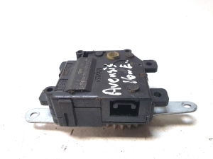 TOYOTA Avensis T27 (2008–2019) Salongi soojenduse klapi mootor 0638002160 - 4