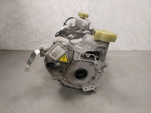 Polestar 2 II (2021–2026) Mootor 32280215 - 3