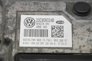 Skoda Fabia MK 2 (2007–2014) Engine control unit 03C906024B - 3