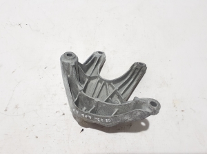 AUDI Q8 (2018–2026) Engine bracket 4M0199307BF - 2