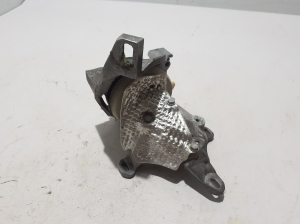 AUDI Q8 (2018–2026) Gearbox mount 4M0399201H - 3