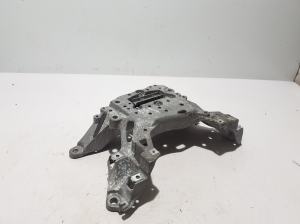 AUDI Q8 (2018–2026) Getriebehalter 4M0399262C - 3