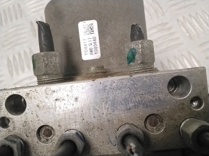 NISSAN Leaf II (2017–2026) ABS unit 476605SH0A - 2