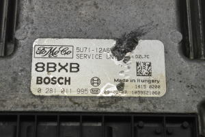 Ford Focus (2004–2011) Engine control unit 0281011995 - 3