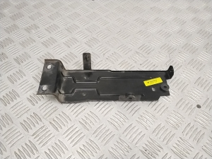   Sonstiger Halter  - 924414NR1B 