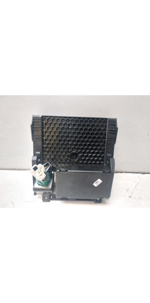 Skoda Superb (2008–2015) Aschenbecher vorne 3T0857962 - 4
