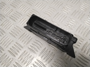 NISSAN Leaf II (2017–2026) Electric parking brake control module 360325SA0A - 2