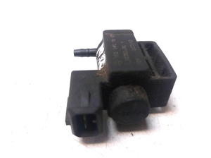 Mercedes Benz CLK-Class 209 (2002–2009) Sonstiges Ventil 0025401897 - 3
