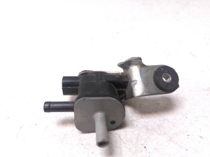 TOYOTA Avensis T27 (2008–2019) Muu klapp 90910TC001 - 4