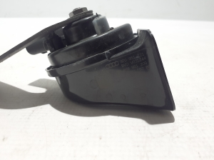 AUDI Q8 (2018–2026) Hupe 4M8951209B - 3