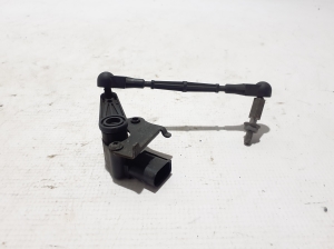 AUDI Q8 (2018–2026) Sensor an der Hinterradnabe 4M0941310K - 3