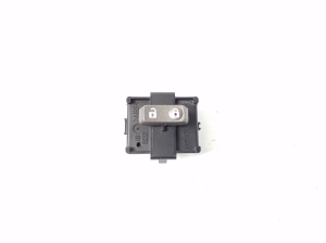 Door lock/unlock switch