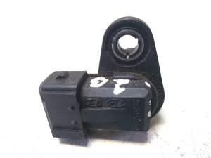 Hyundai i40 (2011–2026) Crankshaft position sensor 3935023910 - 3