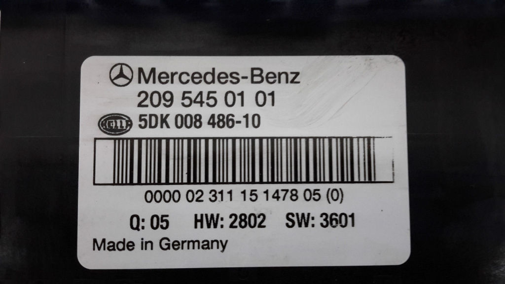 MERCEDES-BENZ CLK AMG GTR C297 (1997-1999) Saugiklių valdymo blokas A2095450101 20973152