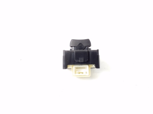 LEXUS GS (2005–2011) Door lock/unlock switch - 2