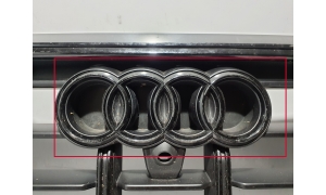 AUDI Q8 (2018–2026) Kühlergrill 4M8853651BA - 3